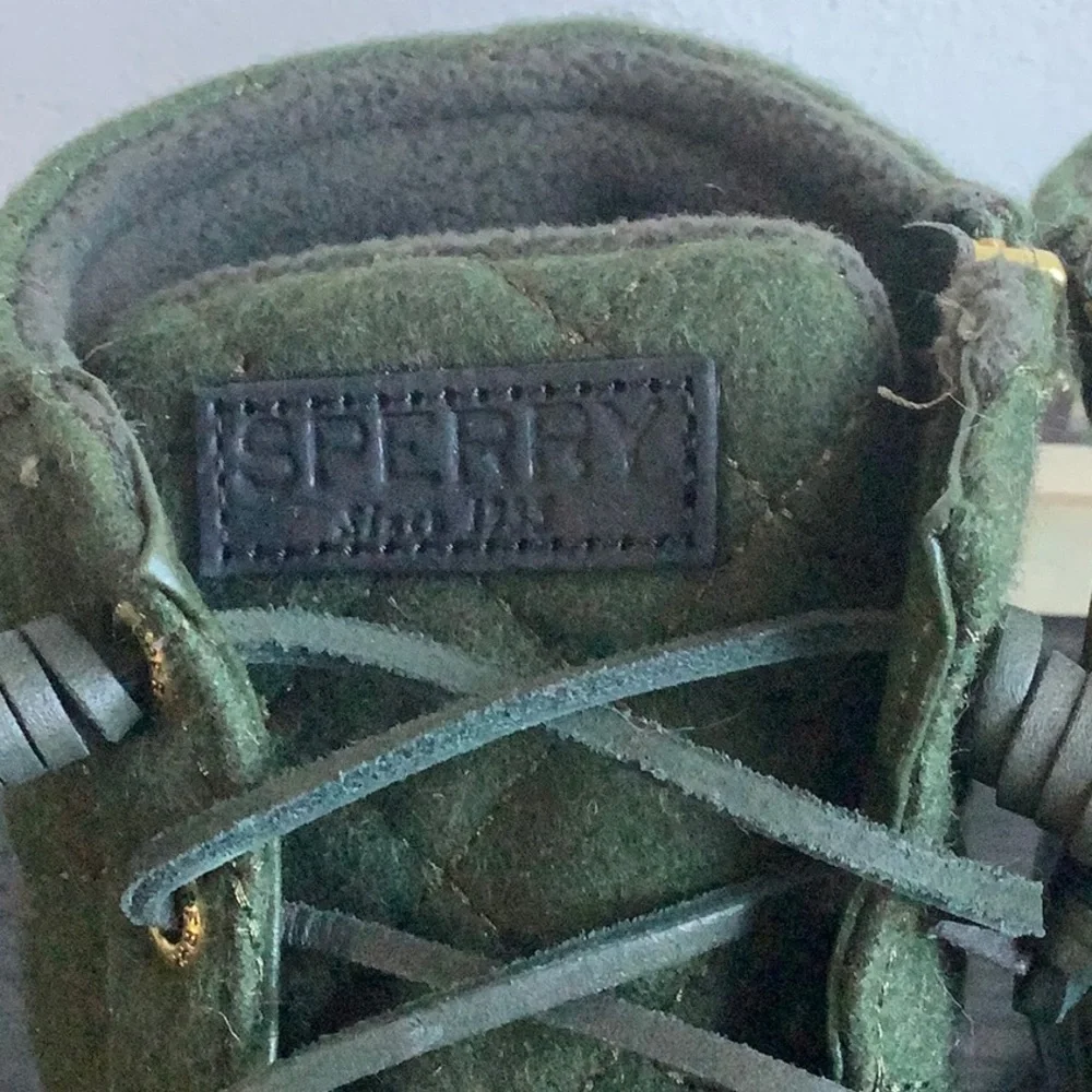 NWOB Sperry Saltwater Women’s Wool green quilted waterproof duck boots
